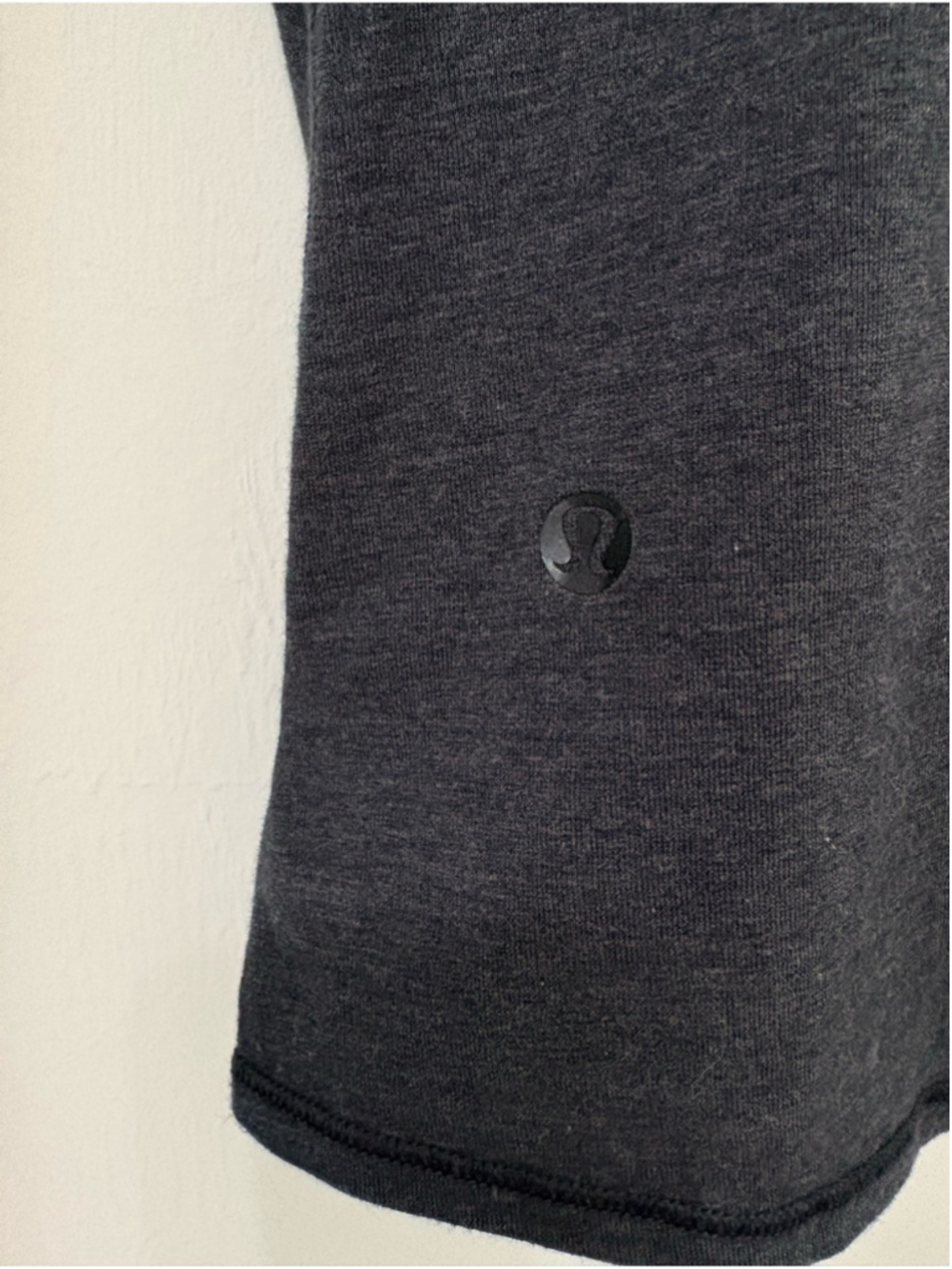 Lululemon Radiant Long Sleeve Sz 4 Heathered Black EUC - Picture 8 of 10